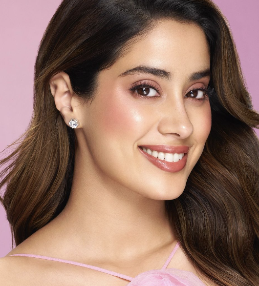 Jahnvi Kapoo posing for an advertisement